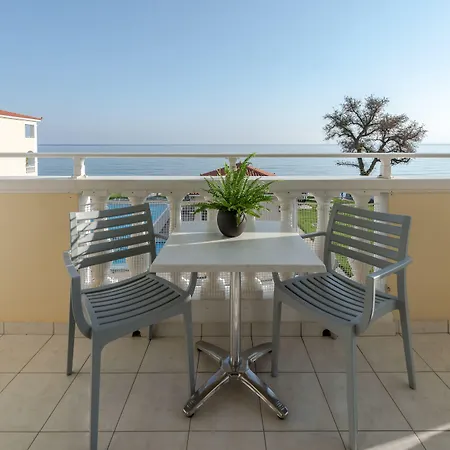 Maria Mare 아르가시